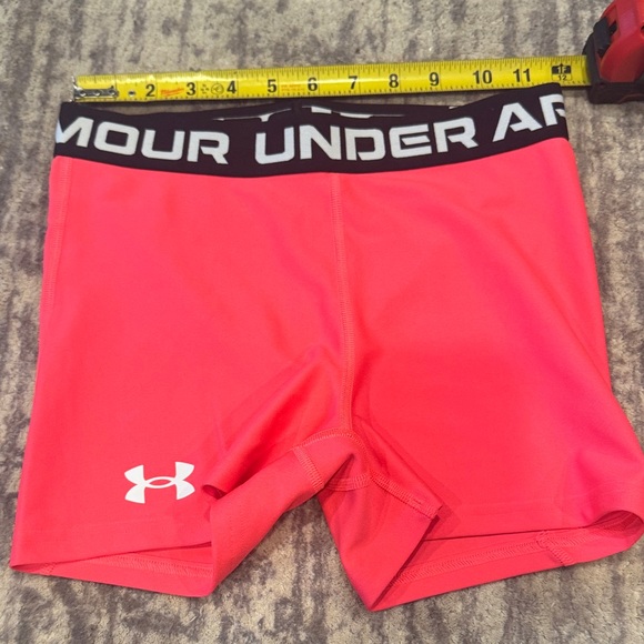 Under Armour Women's Athletic Shorts - Picture 5 of 5